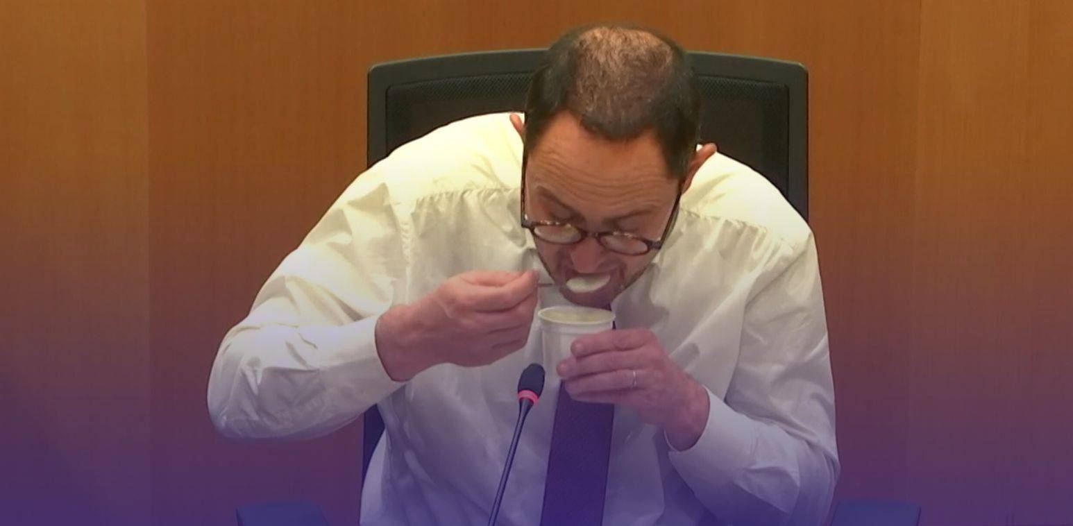 Wereldtelefoonboek; Witwassen en privacy; AIVD contra chatcontrol; Kadasterdata in de handel; Weer eentje, de Dataverordening