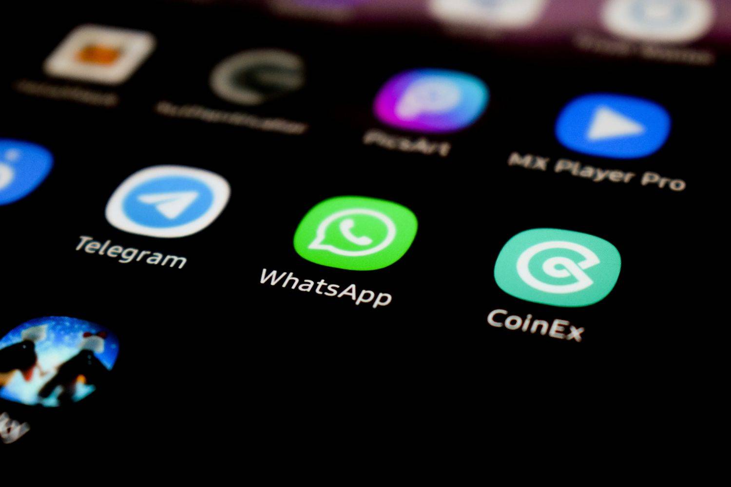 Je WhatsApp-berichten kunnen je ontslag betekenen