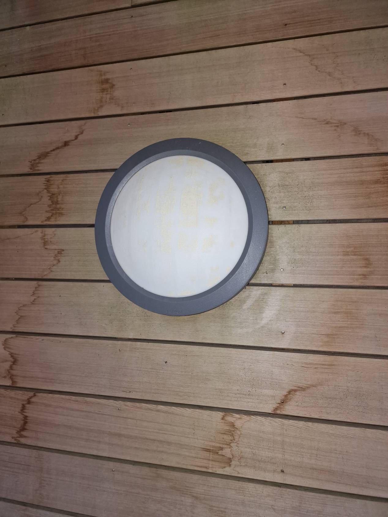 Discovery van Fagerhult ombouwen naar LED